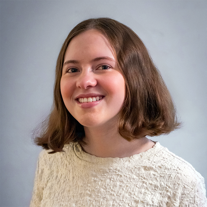 brenna portrait 1x1 brenna portrait 1x1